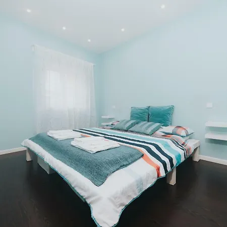 Silver Coast House Until 7 Guests Holiday home *